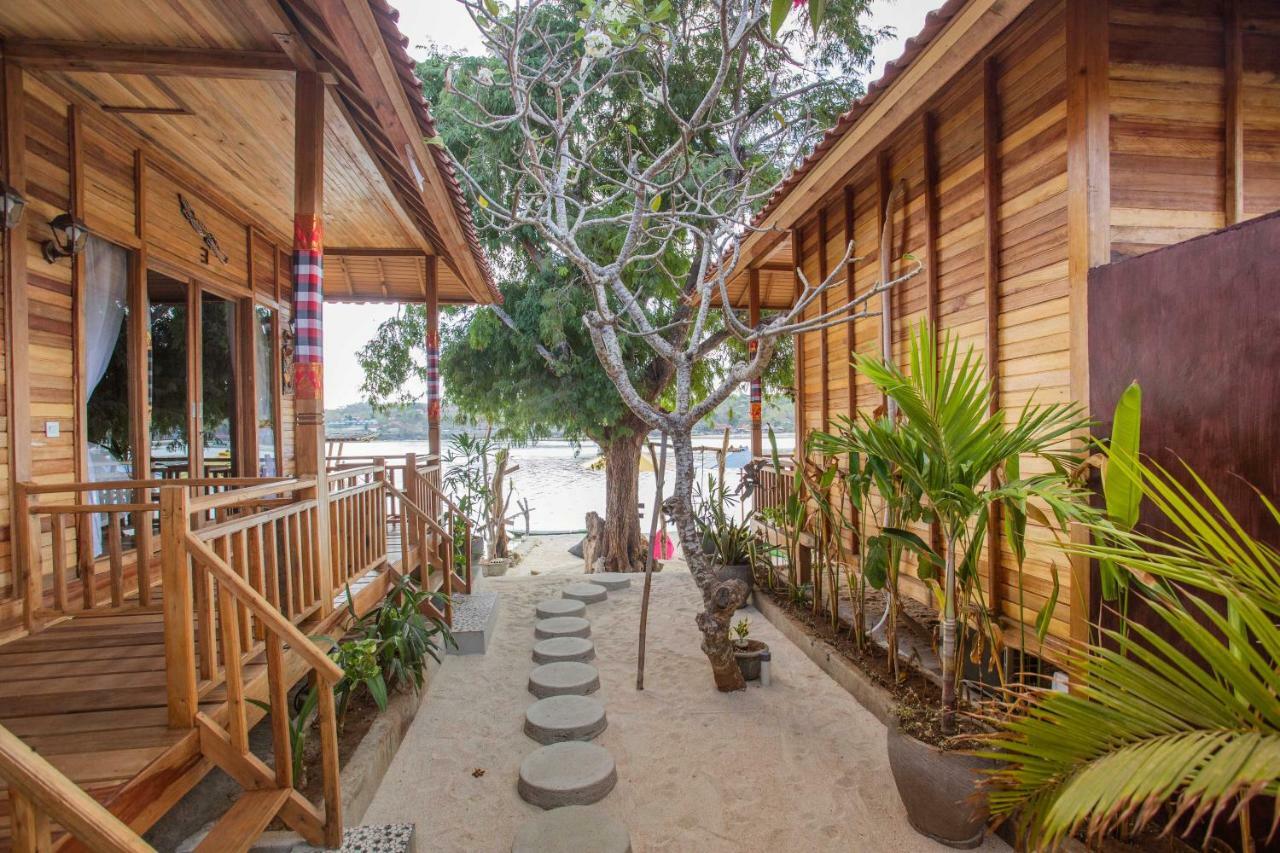 Wooden Beach Sunset Cottages Lembongan Εξωτερικό φωτογραφία